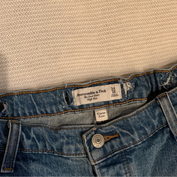 Abercrombie and Fitch The Dad Short High Rise Size 34 - Picture 3 of 5